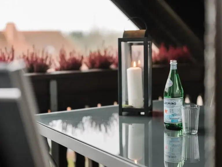 Balcony Jasper