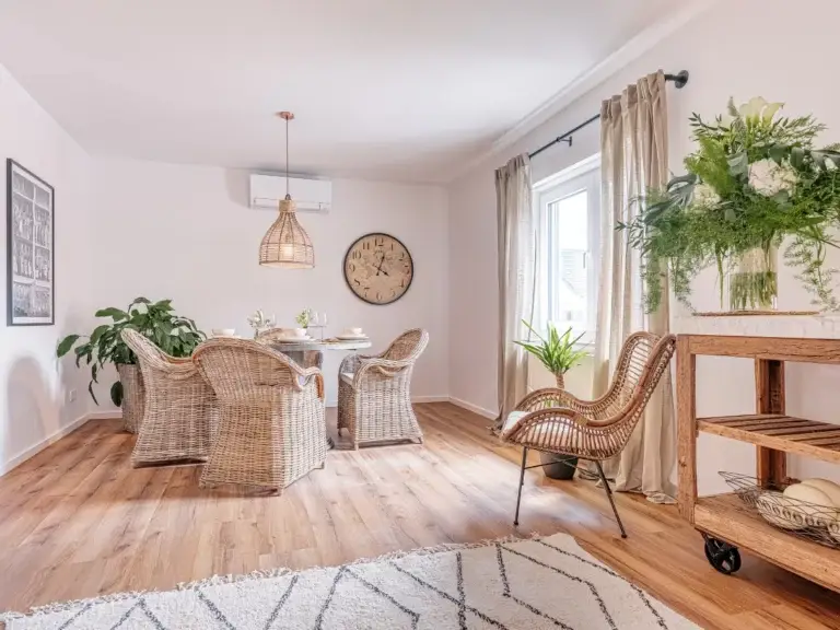 Dining and Living at JADE