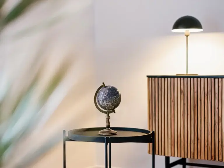 Modern furnishings PEARL