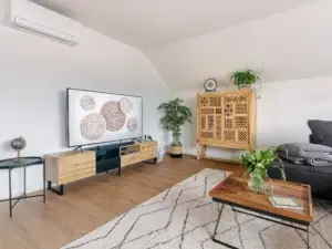 TV with Apple TV PEARL