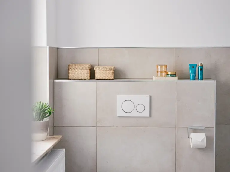 Sapphire Green Bathroom