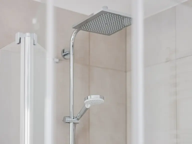 Sapphire Green Bathroom